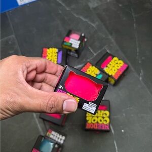 Needoh cool cats pink squishy toy kitty kittens stress nee doh pink pet fidget